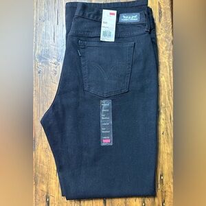 NWT Women’s Levi’s 515 Black Bootcut Jeans